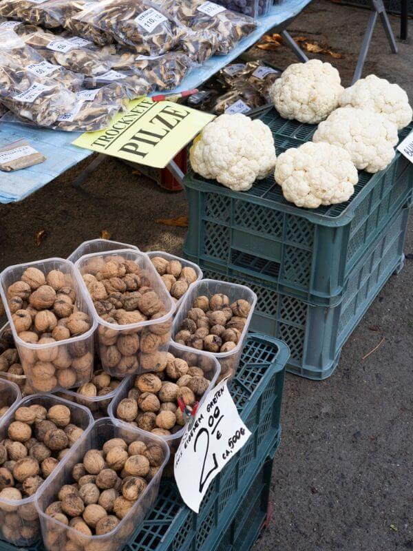 Frische Nüsse, Gemüse und Obst - Görlitz
