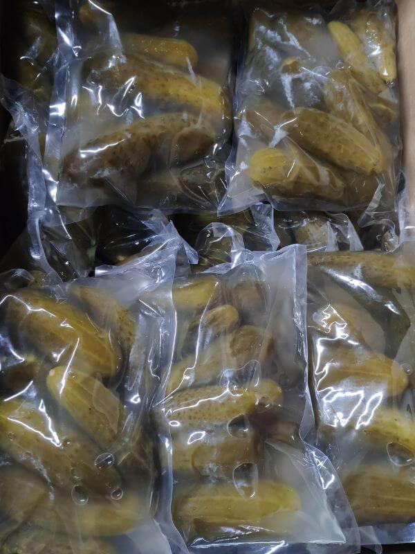 Görlitz Wochenmarkt - selbstgemachte Produkte - Sauergurken