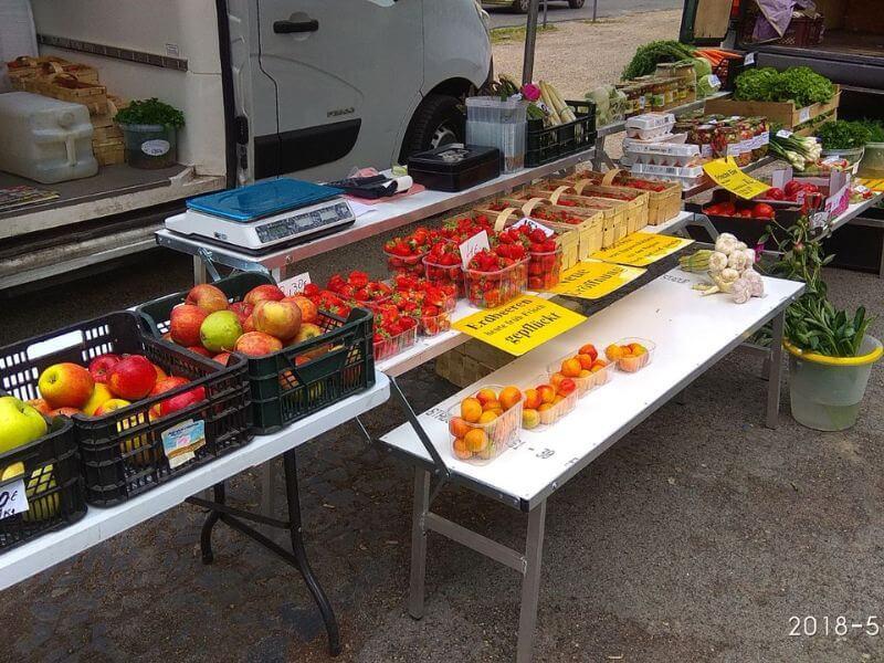 Görlitz frisches Obst und Gemüse Wochenmarkt
