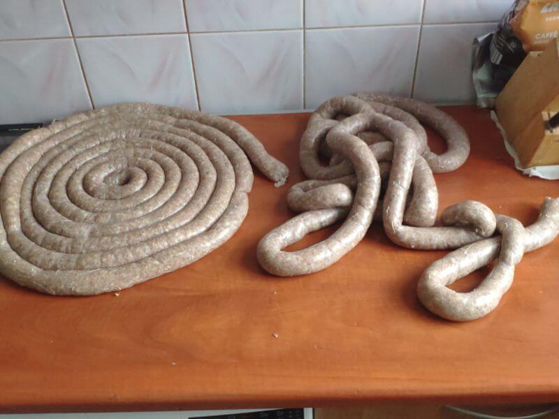 Görlitzer Wochenmarkt - selbstgemachte Produkte - frische Wurst hausgemacht