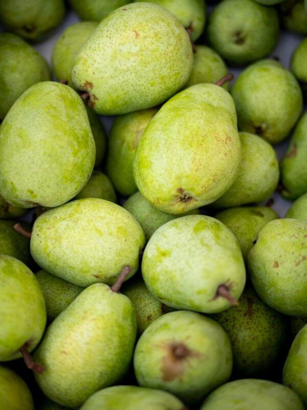 Wochenmarkt Görlitz - frische Birnen - Bio Obst