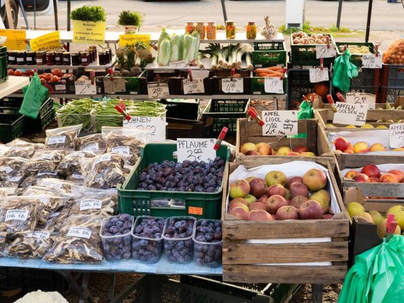 Wochenmarkt Görlitz frische Gemüse und Obst